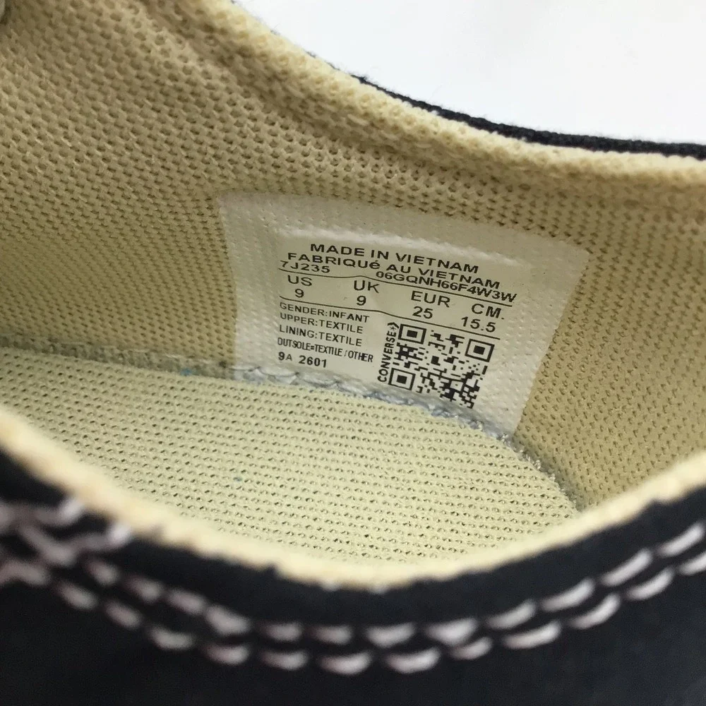 Converse CTAS Low Top Black White Infant Size 9 7J235 Sneaker NEW